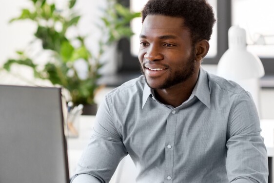 Homme bureau